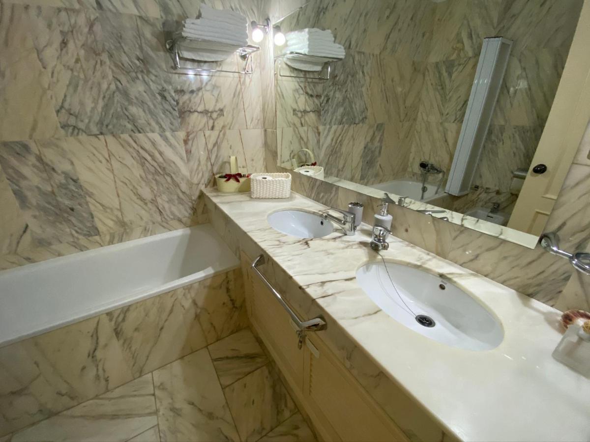Apartamento Las Mimosas Beach Ла-Кала-де-Михас Экстерьер фото